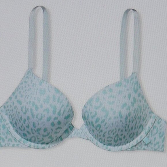 Victoria's Secret Sexy Push Up Bra Size 32C in Gossamer Blue Leopard - Picture 1 of 5